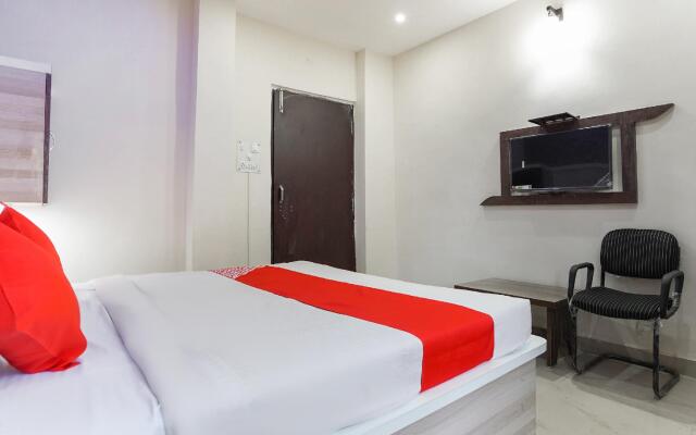 OYO 66433 Aashirwad Guest House