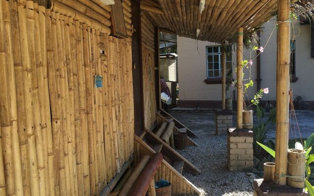 De' Native Guest House - Hostel