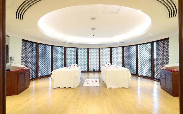 Al Habtoor Grand
