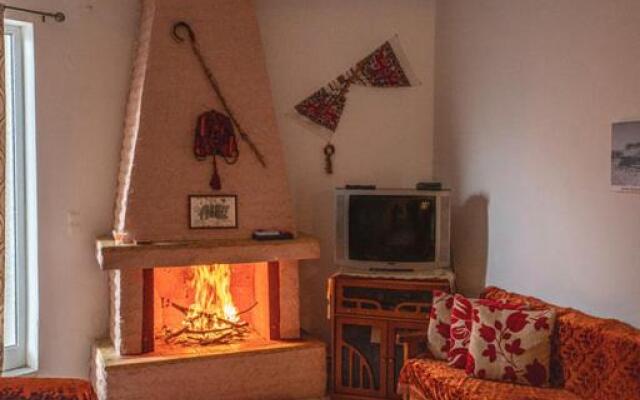 Traditional Family Guest House Idi