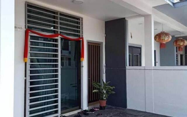 Kuala Selangor Botanic 4R3B Homestay 15pax