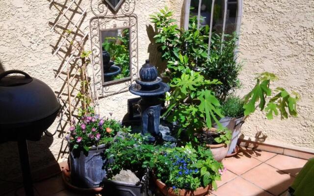 House With 2 Bedrooms in Pouzols-minervois, With Furnished Terrace and
