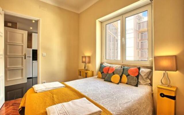 Almirante 3-Four Bedrooms