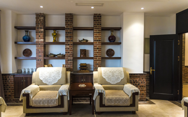 Jinan Xueyuanchang Fisherman's Residence (Xueye Lake)