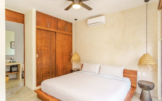Magazine-worthy Villa Ponderosa with Private Pool & Gated Area
