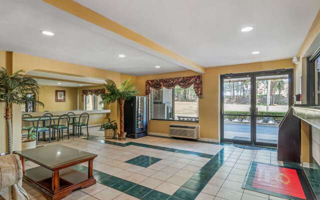 Econo Lodge Union City - Atlanta South