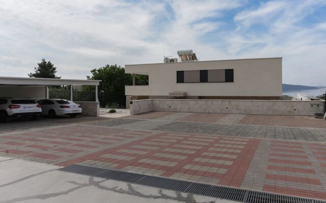Villa Adria