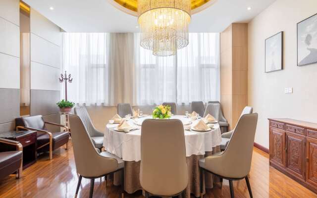 Ramada Linyi North