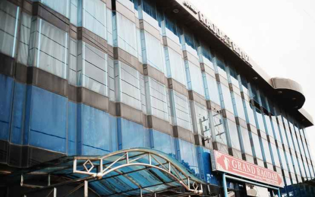 Grand Raodah Hotel