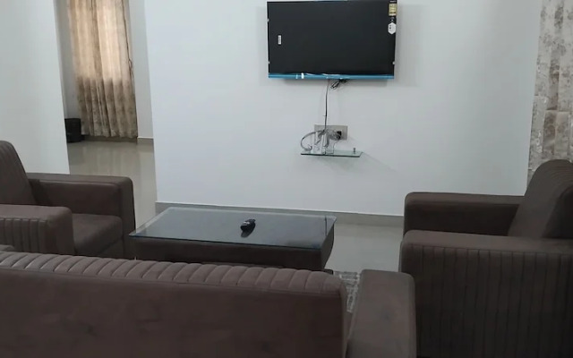 SLV Aashraya Apartment Stay