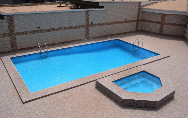 Mahogany Hotel and Suites
