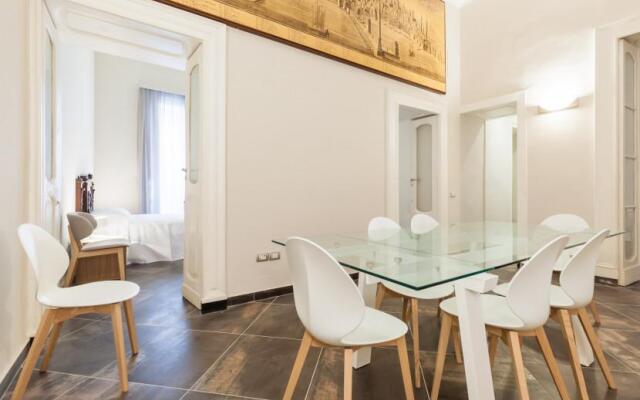 Flat 180M² 4 Bedrooms 3 Bathrooms - Naples