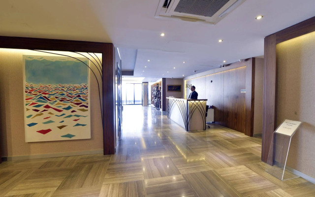 L'onde Business Suites