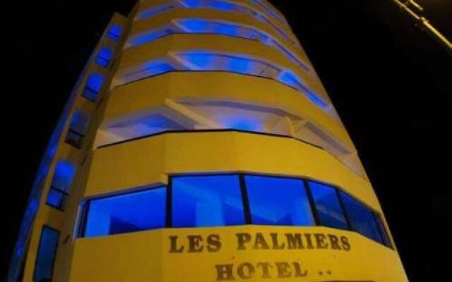 Les Palmiers Beach Boutique Hotel & Luxury Apartments