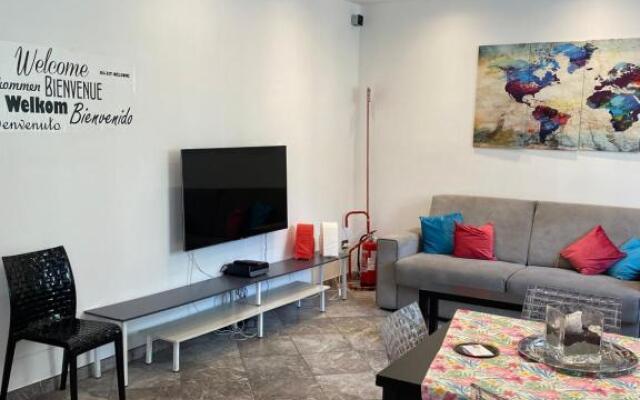 Samy s Home free parking