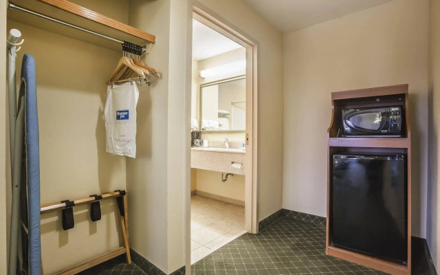 Tahlequah Inn