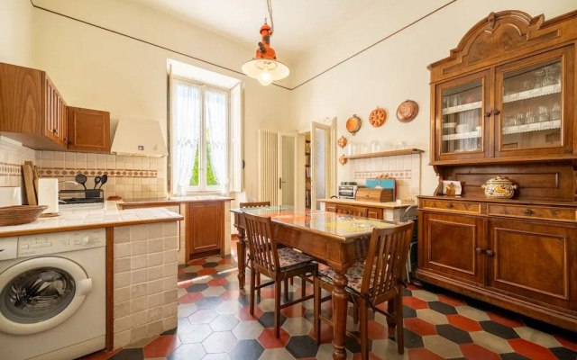 Emilia Gemstone Apartment by Wonderful Italy