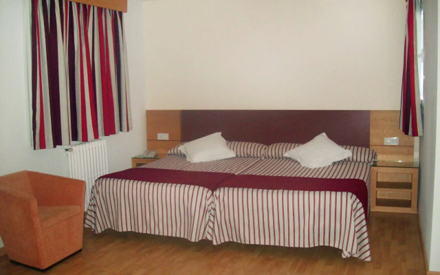 Hotel Amic Colón