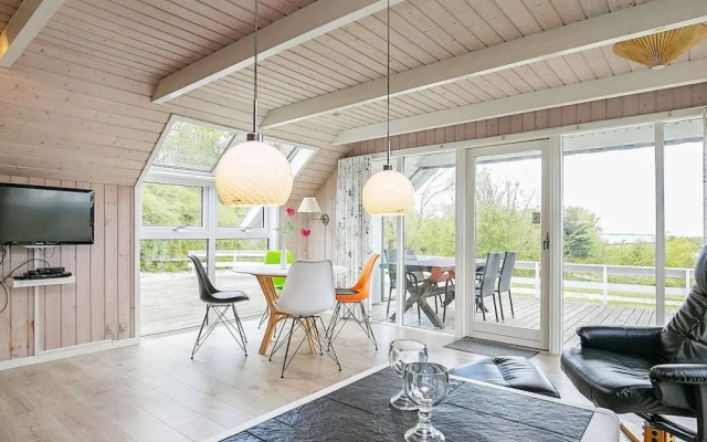 8 Person Holiday Home in Spottrup-by Traum
