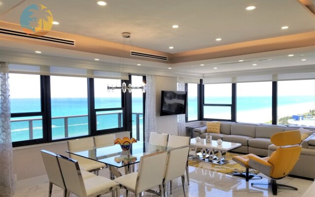 Alexander 1701 2 Bedroom Apts by RedAwning