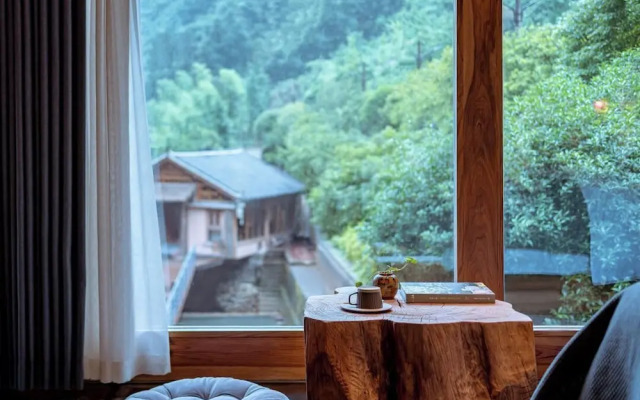 Zhangjiajie Home