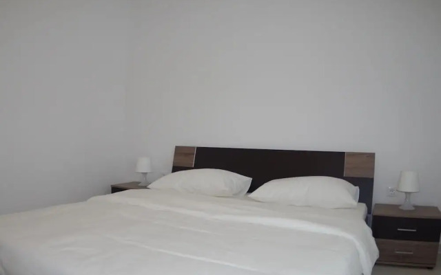 Apartment in Krnica Near Beach & BBQ