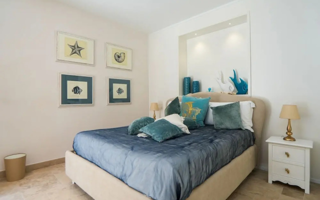 Marina Homes Deluxe 1