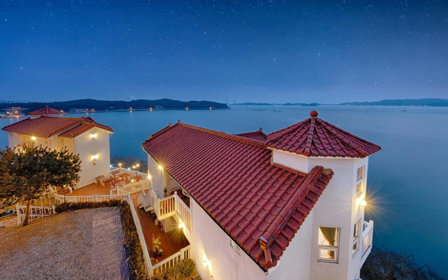 taean gallary pension