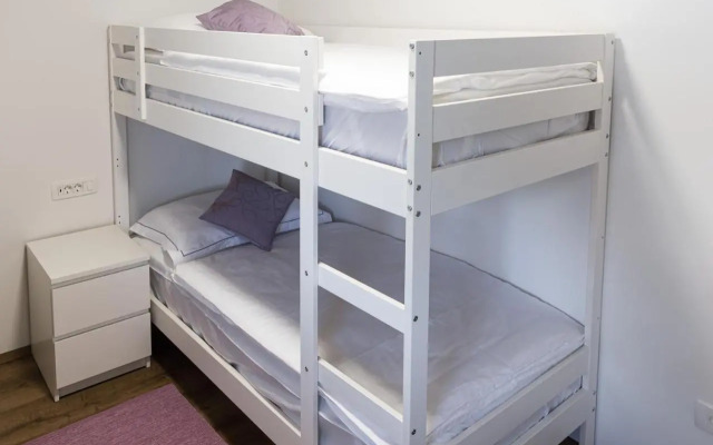 Inin Apartments