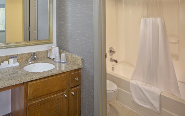 New Haven Village Suites