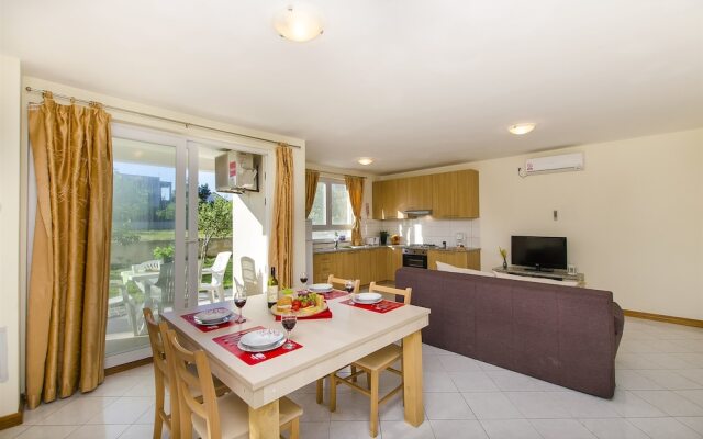Apartments Glavan