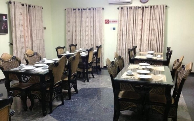 Transtell Suites & Apartments