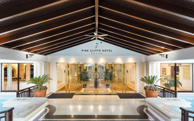 Pine Cliffs Hotel, a Luxury Collection Resort, Algarve