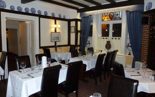 Blacksmiths Arms Inn