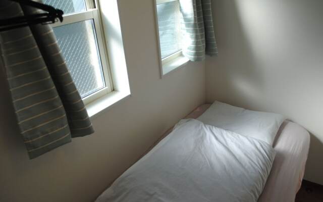 T house - Hostel
