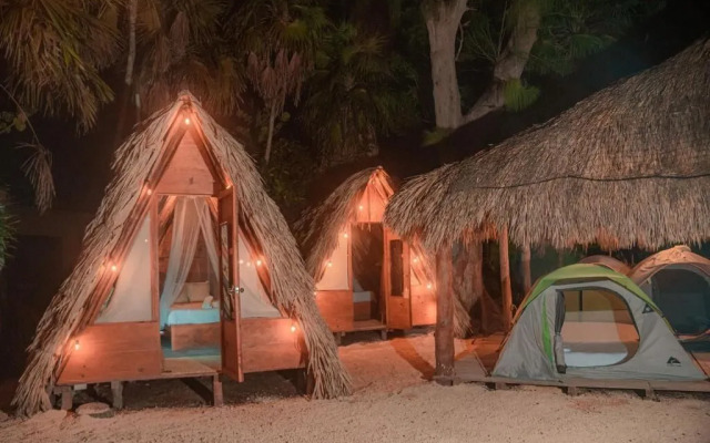 Mapache Hostel & Camping