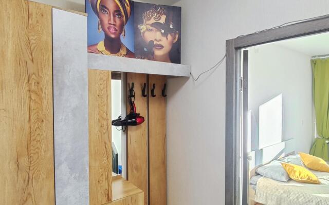 День и ночь на улице Блюхера 123Е