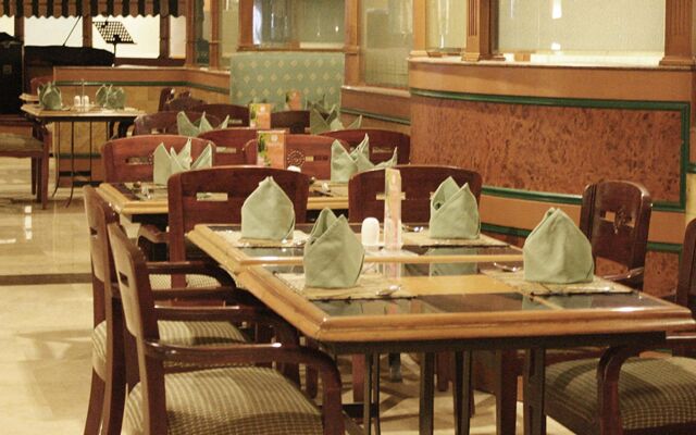 Tunjungan Hotel