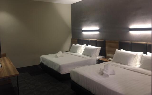 Prestigo Hotel