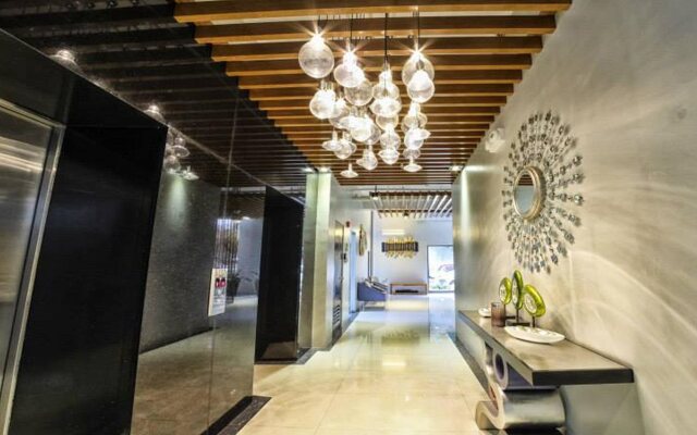 Lot 8 Serviced Apartments