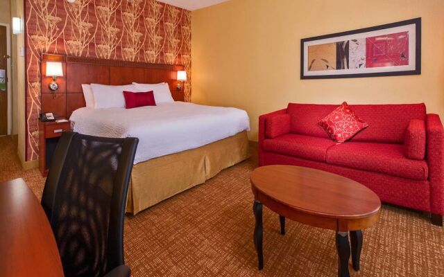 Courtyard Richmond West