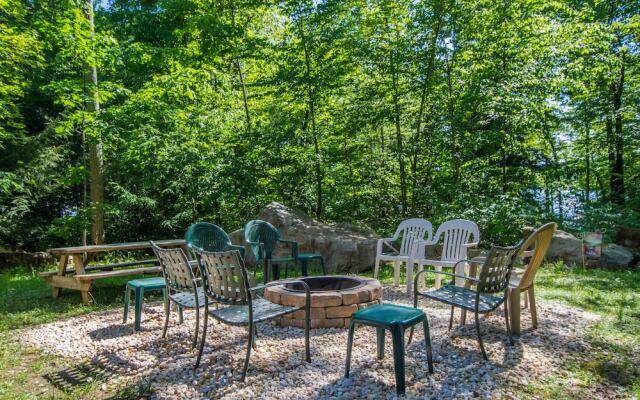 Lake House 4 Bedroom House