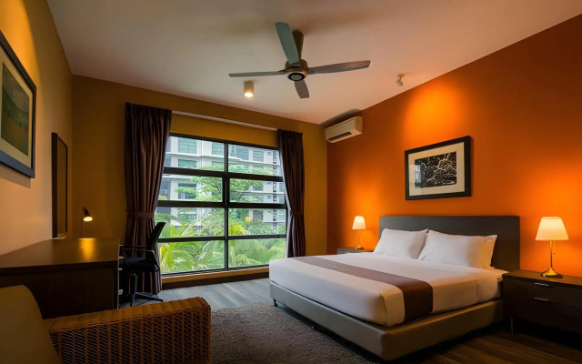 Acappella Suite Hotel