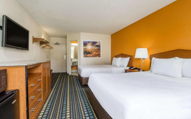 Rodeway Inn