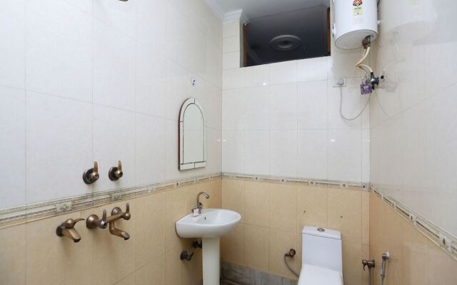 OYO 11752 Hotel Sun Palace Residency