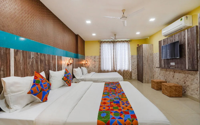 Rs Residency by OYO Rooms