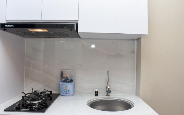 Comfort Studio at LRT City Jatibening Apartment