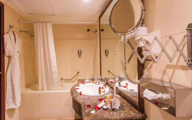 Le Zenith Hotel