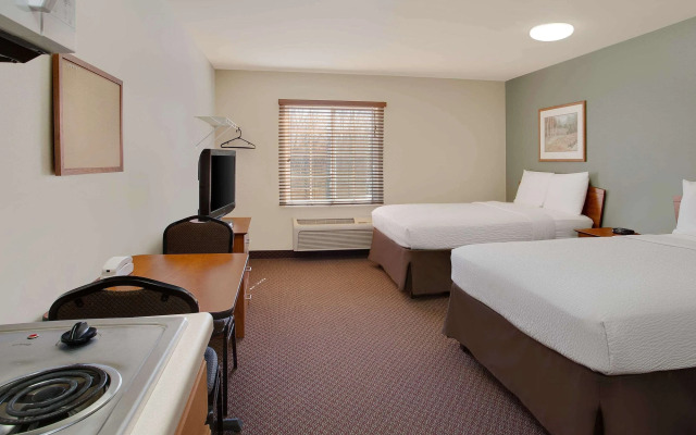 WoodSpring Suites Richmond Colonial Heights Fort Gregg-Adams