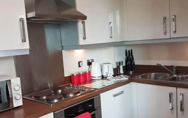 45 Brooklyn House - Lap of Luxury City Centre Apartments in Hub - Parking, City View